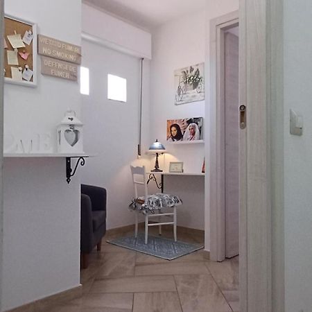La Casa Di Cry Apartment Каляри Екстериор снимка