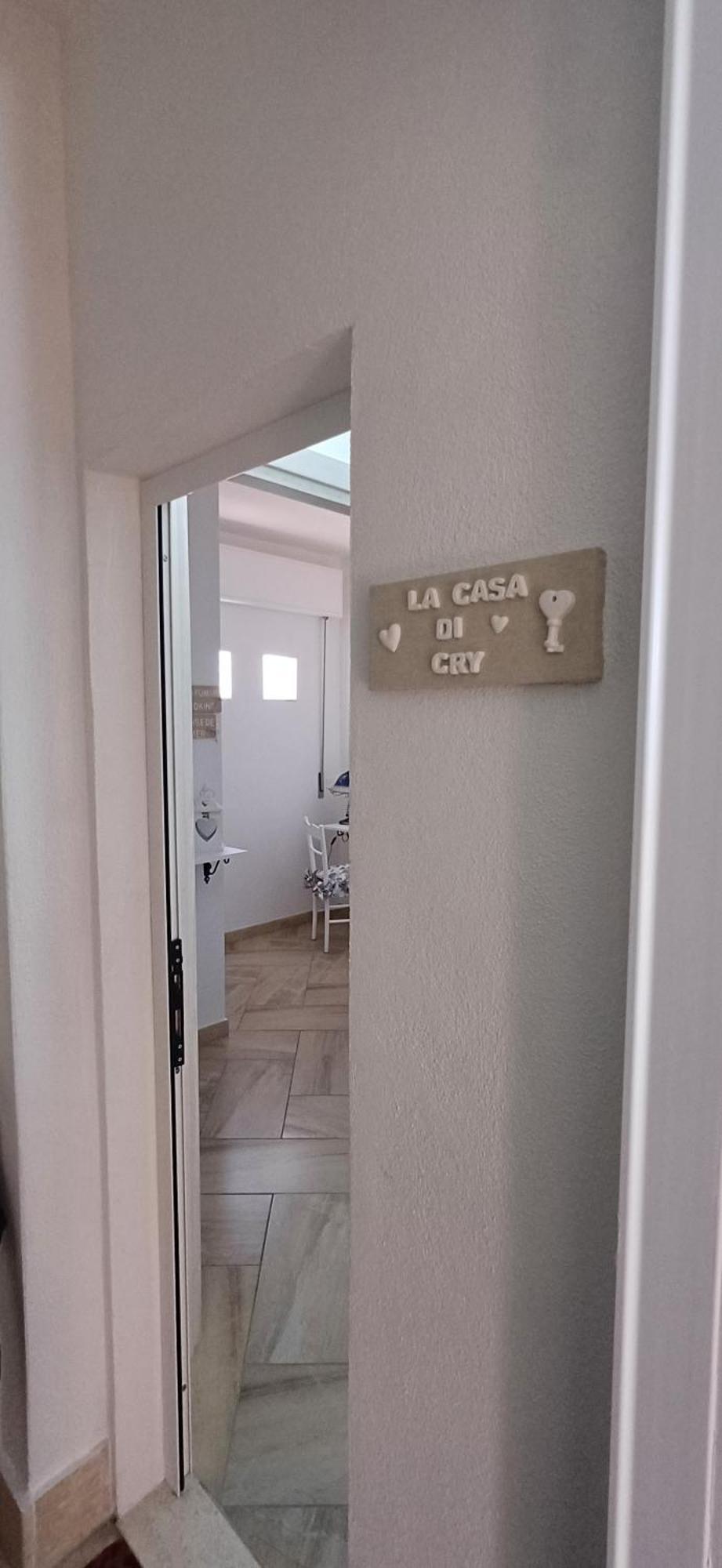 La Casa Di Cry Apartment Каляри Екстериор снимка